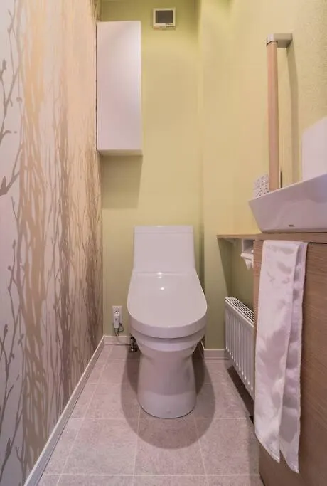 Villa 新屋 札幌市中心薄野車程5分 廁所x2 浴室x1 可停車2台 高速wi-Fi 對街超商 Japan